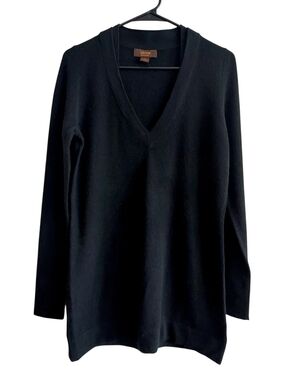 Victor Alfaro Black 100% Cashmere Sweater